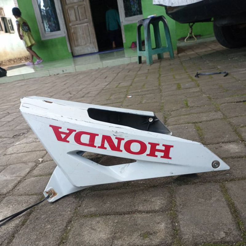 GUARD UNDER COWL COVER MESIN CB150R FACELIFT 2016-2017 ORIGINAL COPOTAN KODE HONDA K45