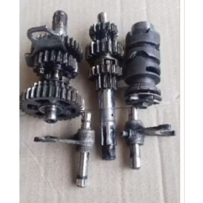 gaer box rasio smash lama old new smash titan