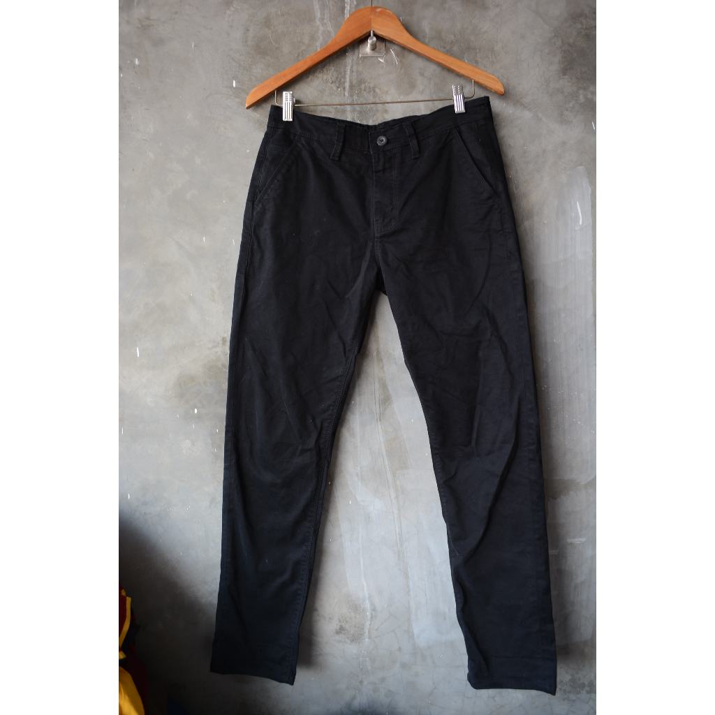 Celana Chino Panjang Hitam Latoya - Size 32