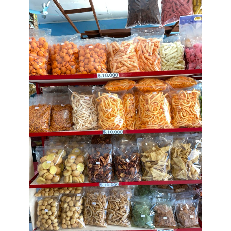

ANEKA SNACK SERBA 10.000 RIBU