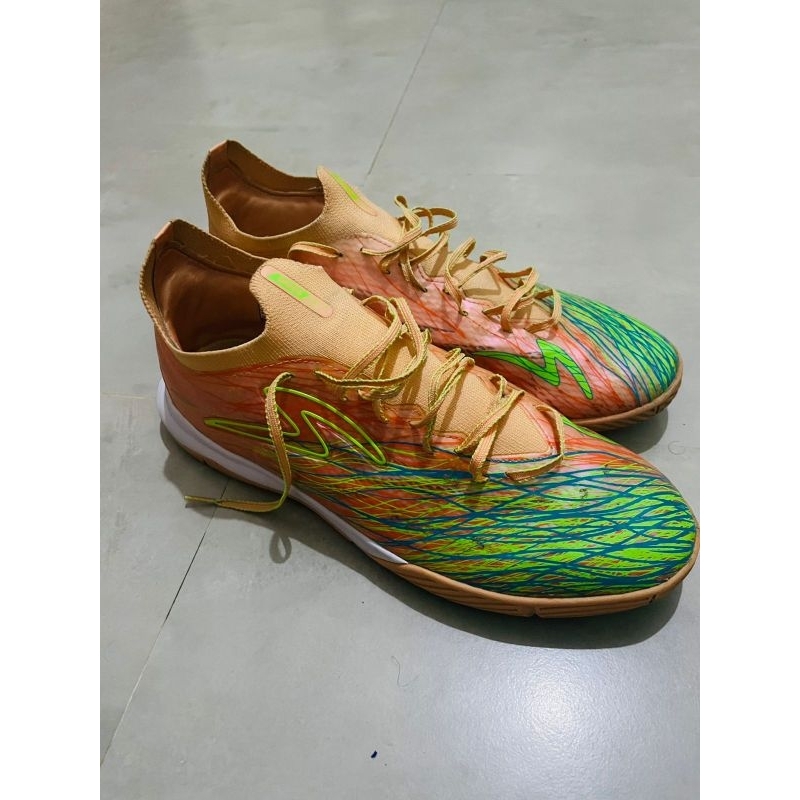 Sepatu futsal secon no 43