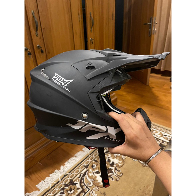 HELM JPX FOX