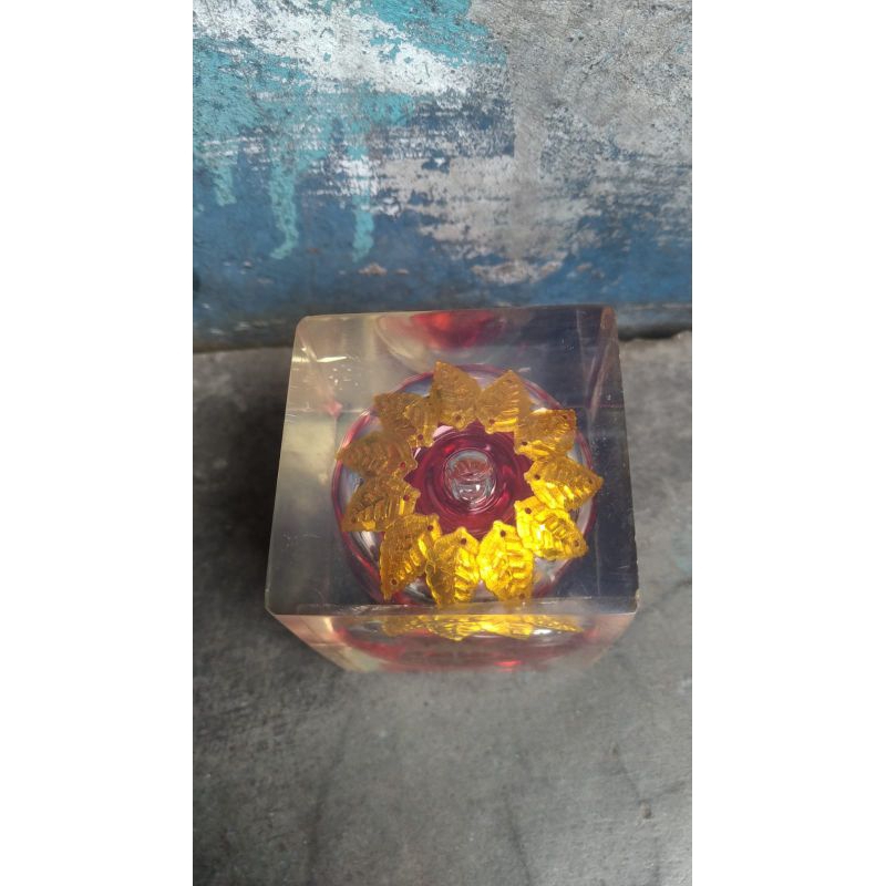 MinyakJawa Apel Jin eOriginal Daun 11 Warna Merah