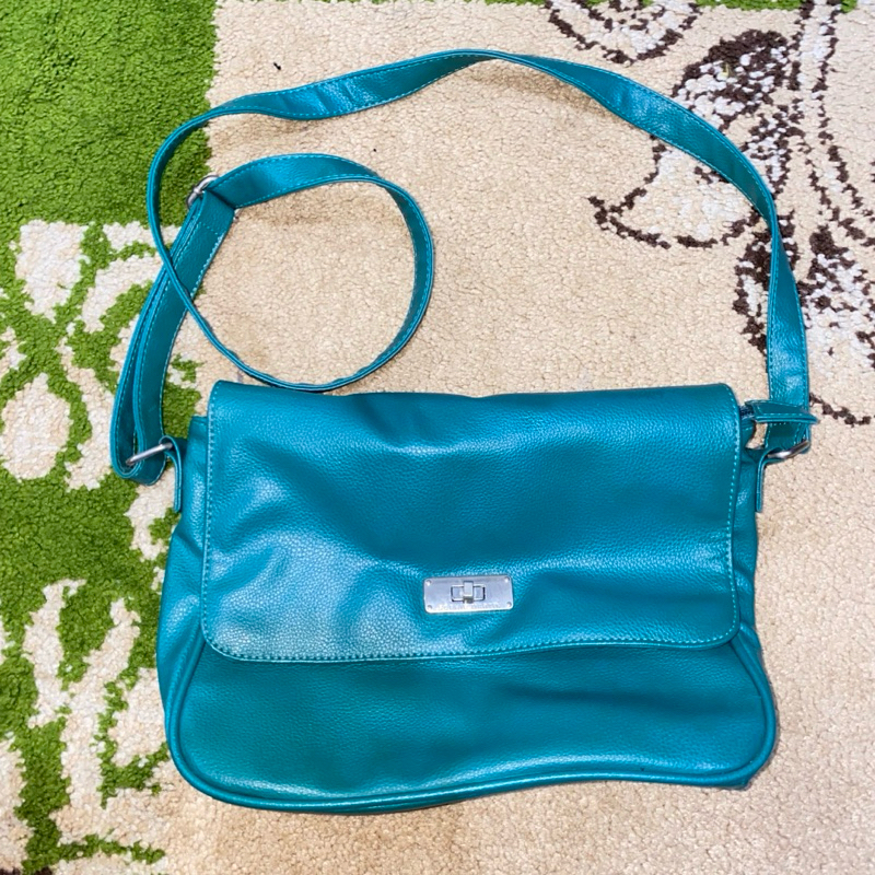 Tas sophie martin hijau tua Preloved
