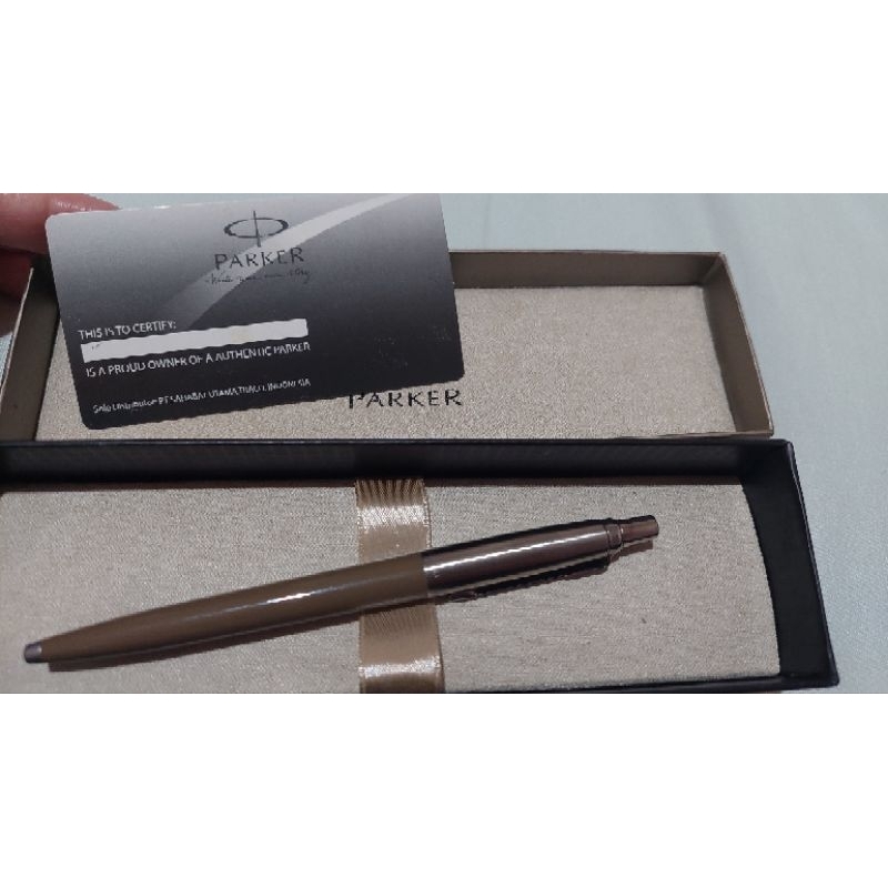 

Pulpen Parker