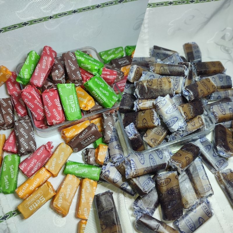 

Dodol Garut original dan batik campur mix 1kg