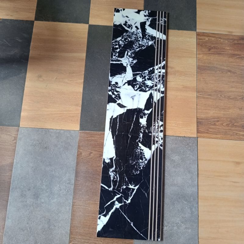 Granit tangga 30x100 20x100 hitam motif marmer