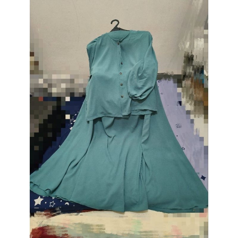 Preloved One Set Zhafa L