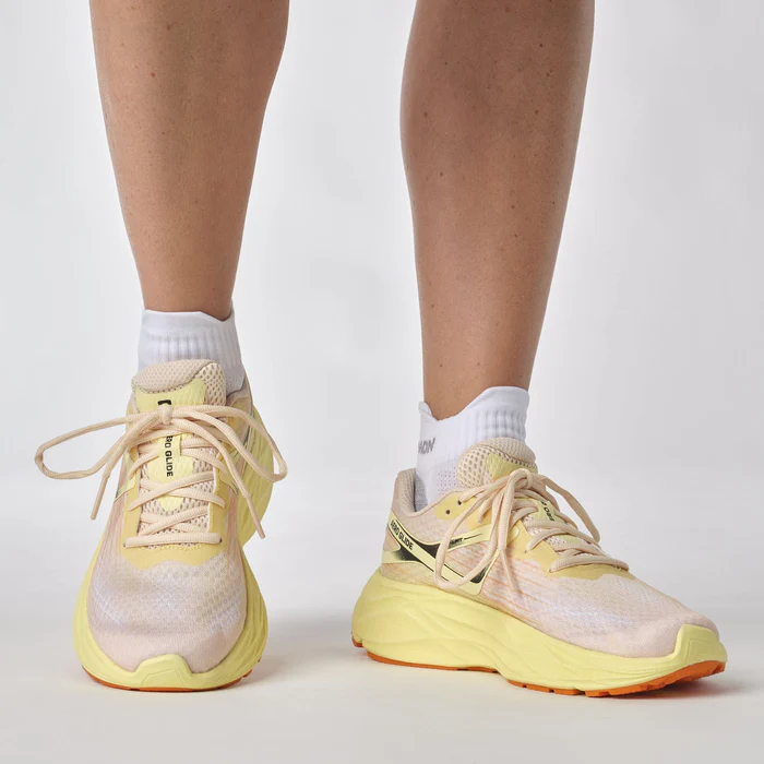 SEPATU LARI WOMENS ROAD RUNNING SALOMON Aero Glide Womens  TENDER PEACH