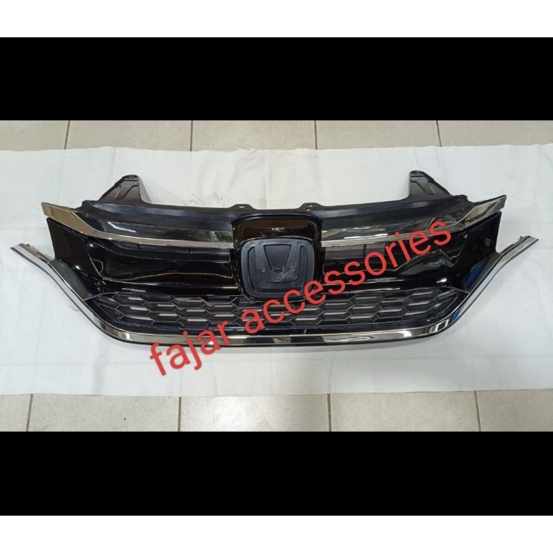 Grill crv 2015-2016 oem