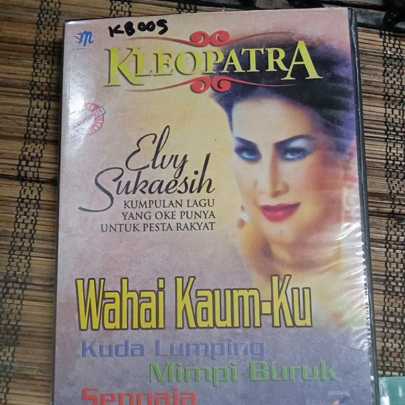 VCD ELVY SUKAESIH kleopatra KB005