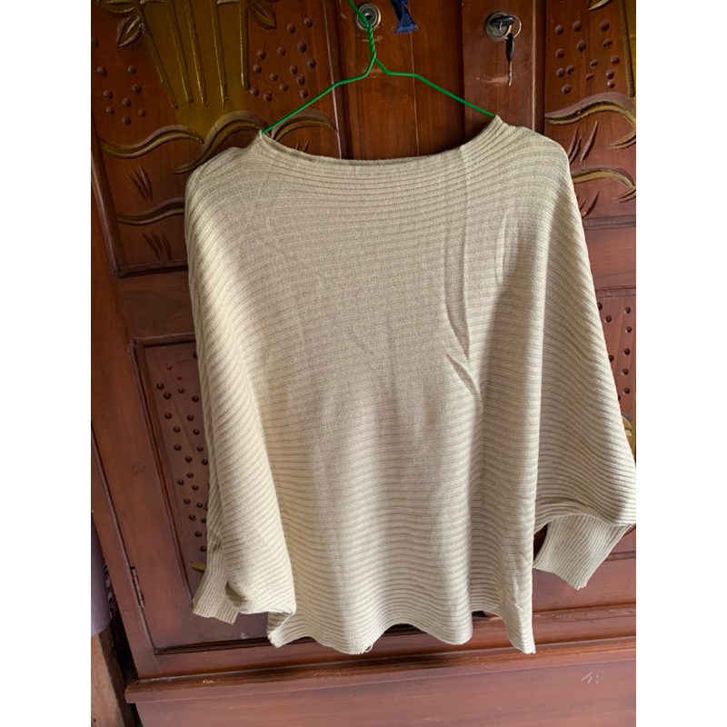 PRELOVED BAJU KELELAWAR