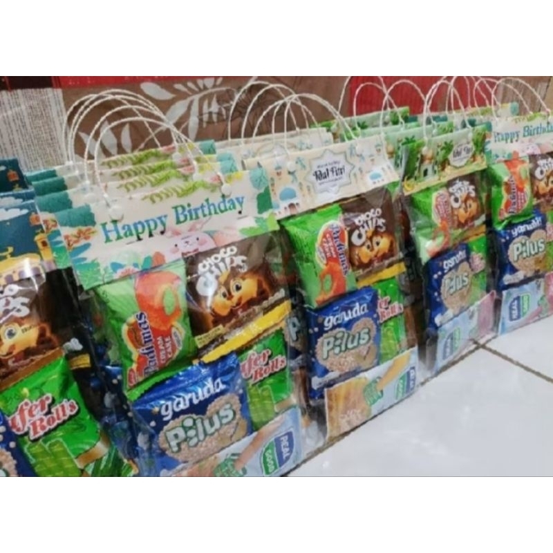 

10 Bungkus Snack Ulang Tahun