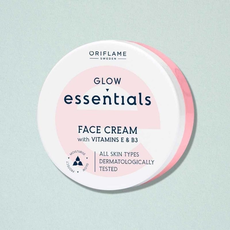43911 Glow Essentials Face Cream