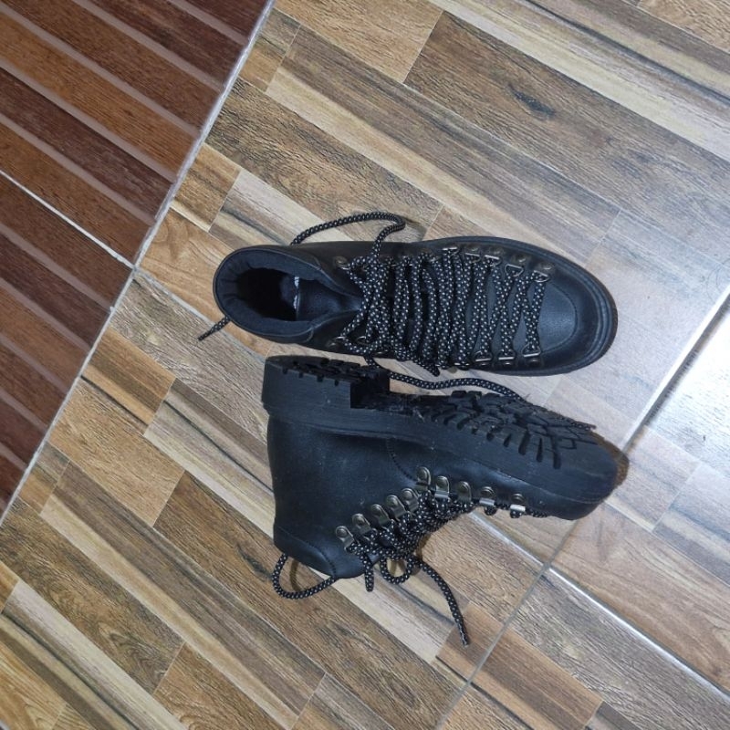 preloved boots adorable projects