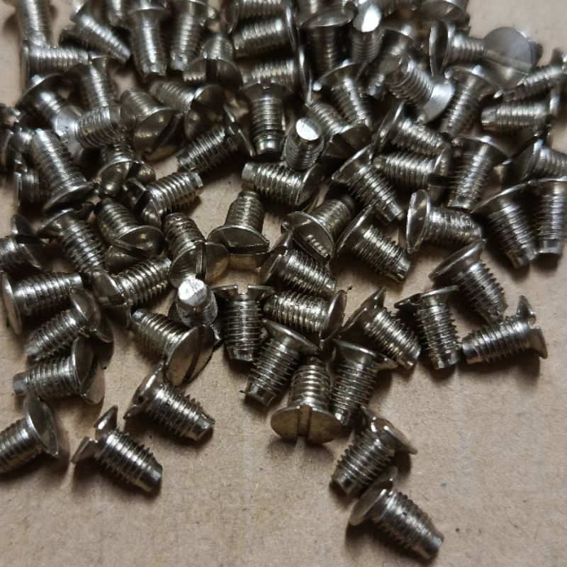 baut plat tanam mesin jahit obras