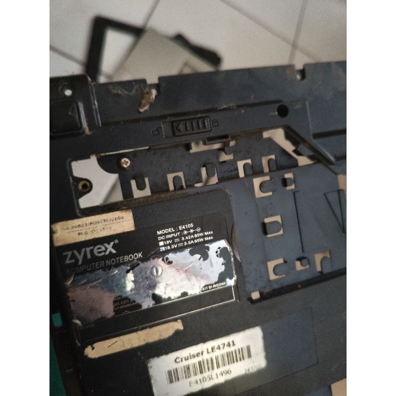 casing bawah laptop Zyrex e4105 ori
