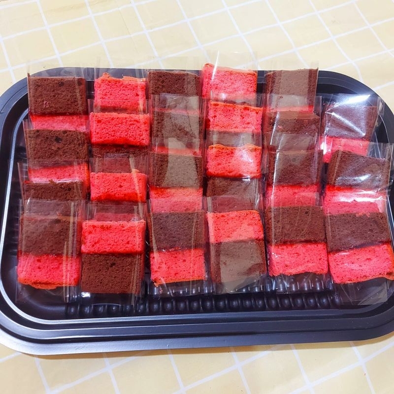 

Bolu lapis choco berry 20pcs free 1 pcs