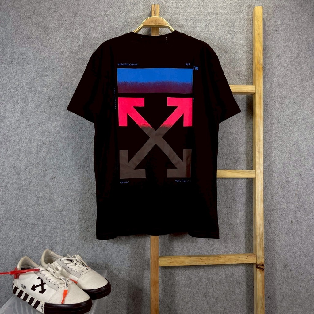 KAOS T-SHIRT VIRGIL ABLOH GRADIENT ARROW BACK HITAM