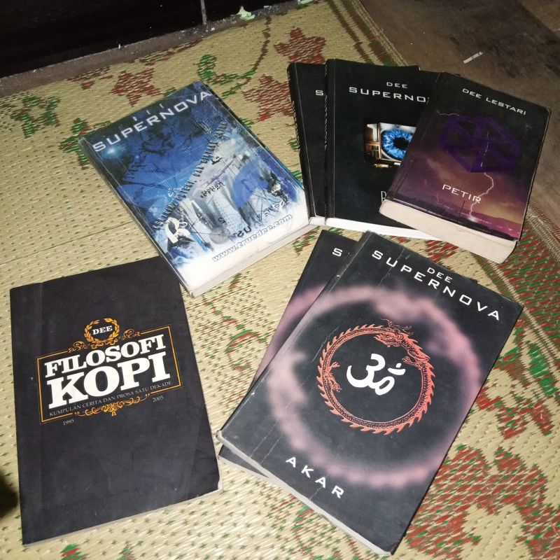 SUPERNOVA/DEE Lestari