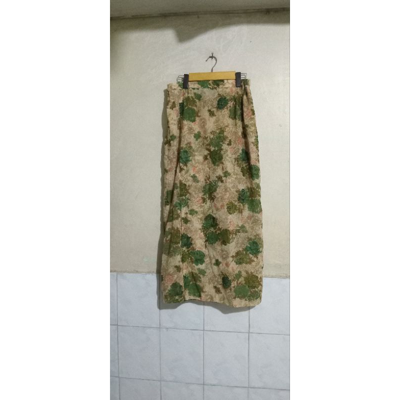 Rok Kain Panjang Untuk Kebaya Brokat Bekas Pakaian Preloved