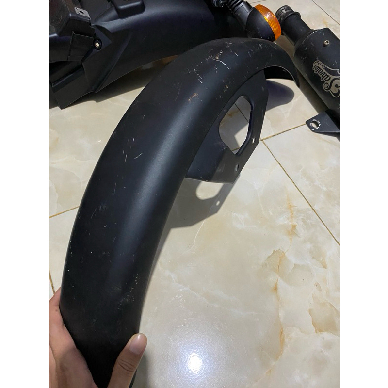 Spakbor depan w175 original