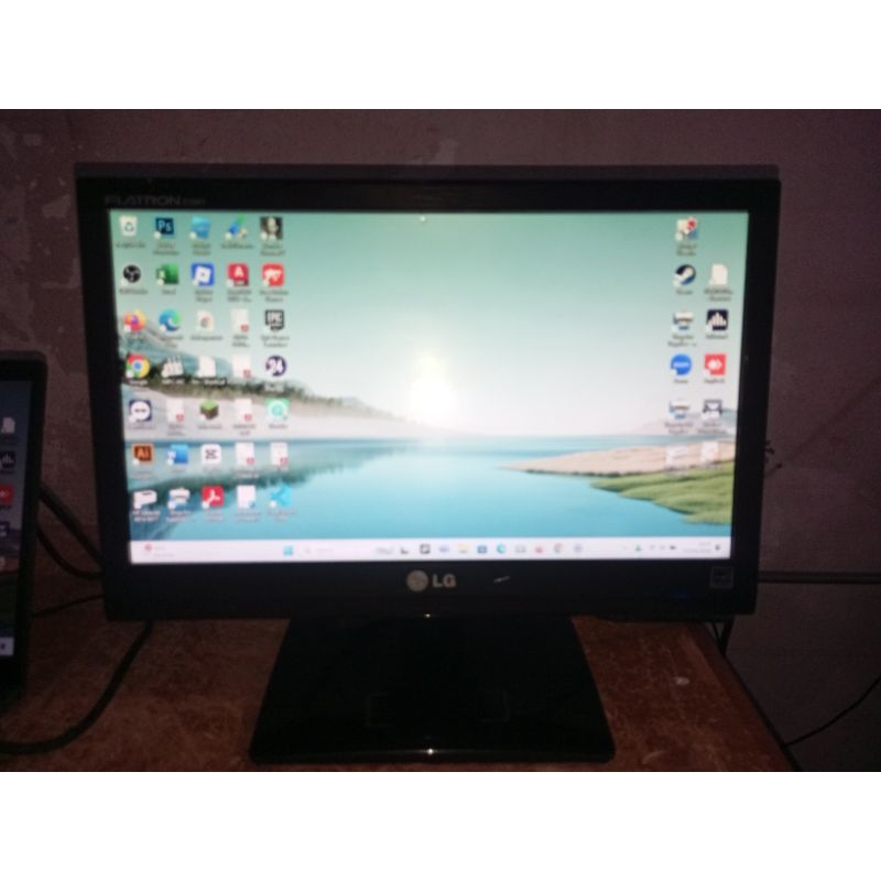 Monitor LCD LG E1641 16 inch wide screen normal
