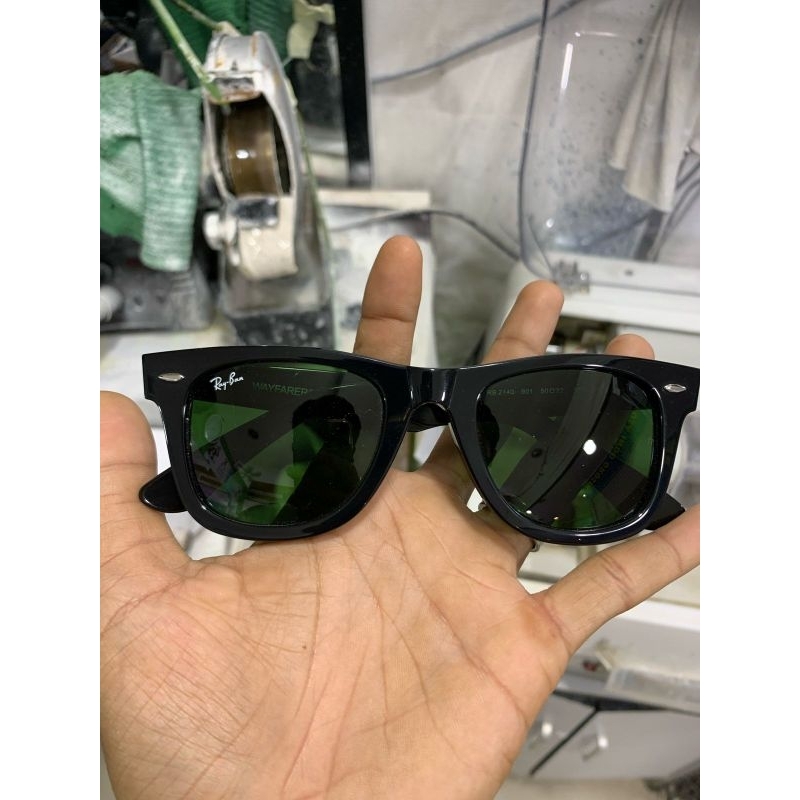 kacamata Rayban second original barang masih mulus banget gak ngecewain customer