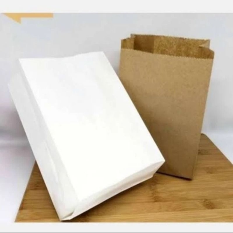 

Paper Bag Kecil Polos Coklat Ukuran 13 x 7 x 17 cm, Kantong Kertas Roti, gorengan,kentang goreng,ayam goreng,dll.isi 100 pcs per pack