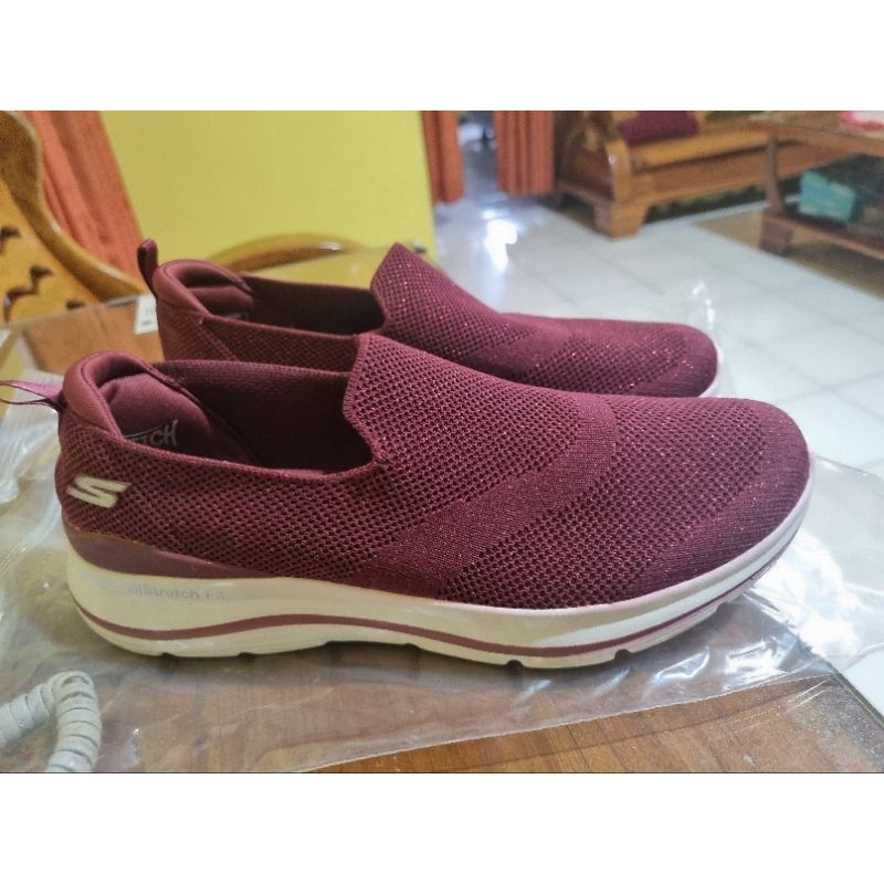 skechers go walk stretch fit woman preloved like new size 39.5