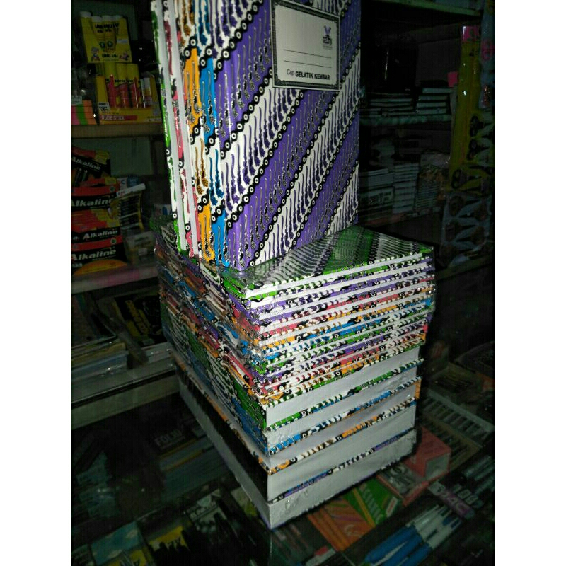 

Buku Hardcover Kwarto