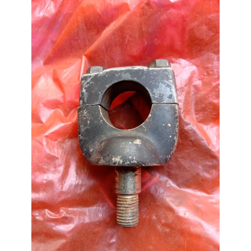 dudukan stang Honda win