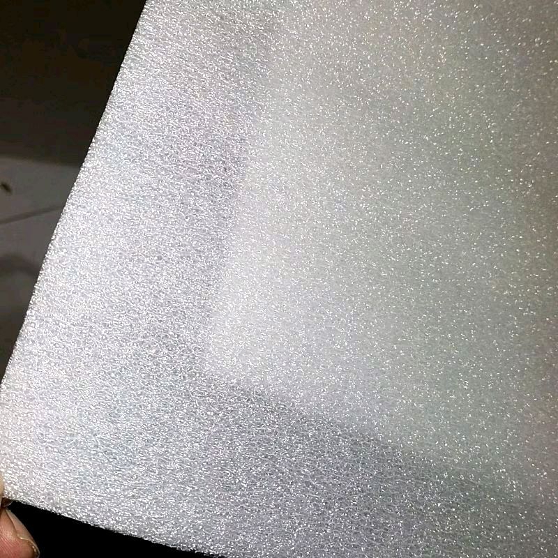 

D (D21) PE FOAM POLIBONDING BUSA PACKING/DEKORASI BUNGA UK 1 METER KETEBALAN 6 MM