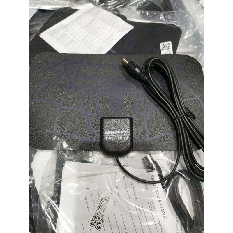 Antena TV digital tipis Indoor/dalam ruangan