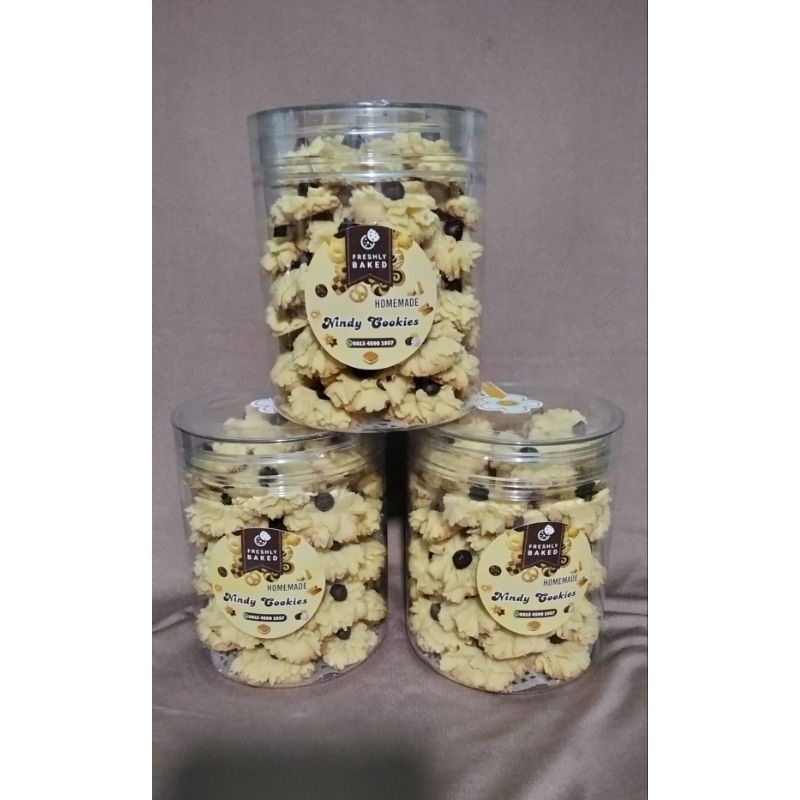 

kue semprit choco chip