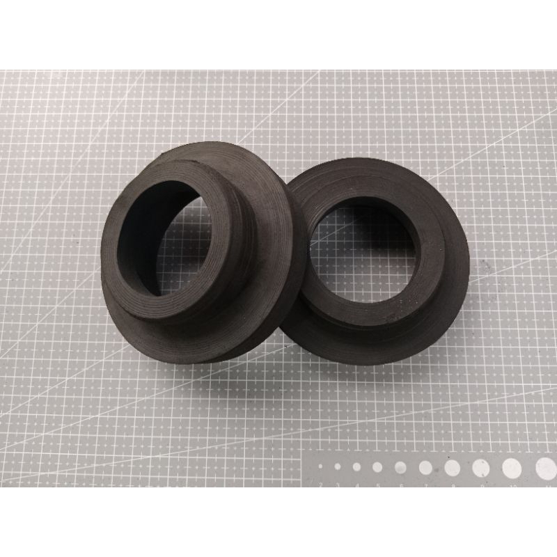 karet bantalan peninggi per keong belakang toyota agya, dihatsu ayla. (2012-2022)