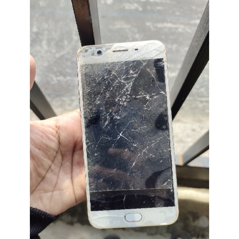 OPPO F1S BEKAS PEMAKAIAN PRIBADI | Pemakaian Cewek | RAM 4/64GB | Minus Layar Retak, fungsi layar ma