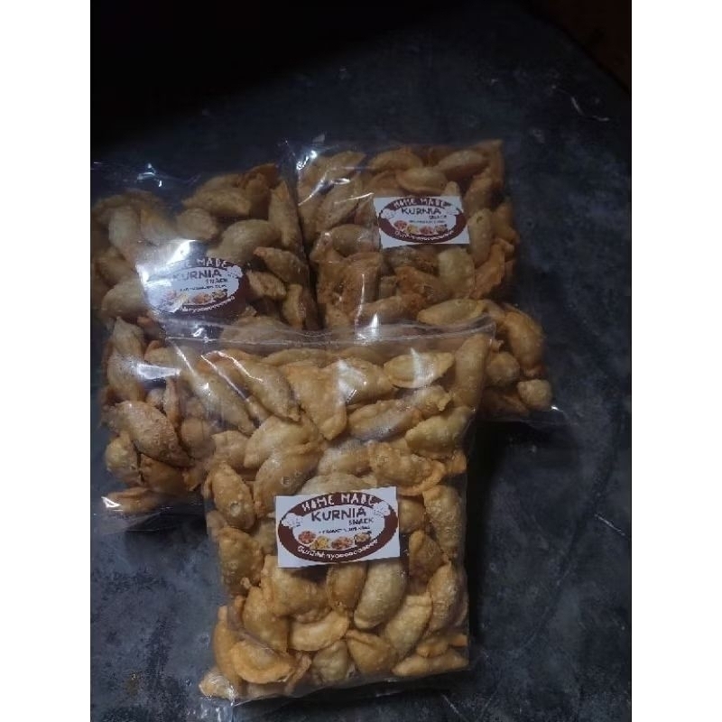 

Lezatoz_Genz Pastel Abon Mini Premium Isi 1000 Gram / Jajan Lebaran