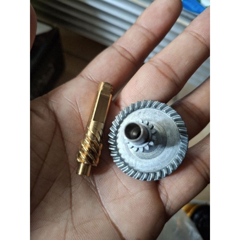 DRIVE GEAR + PINION RYOBI MATURITY POWER HANDLE