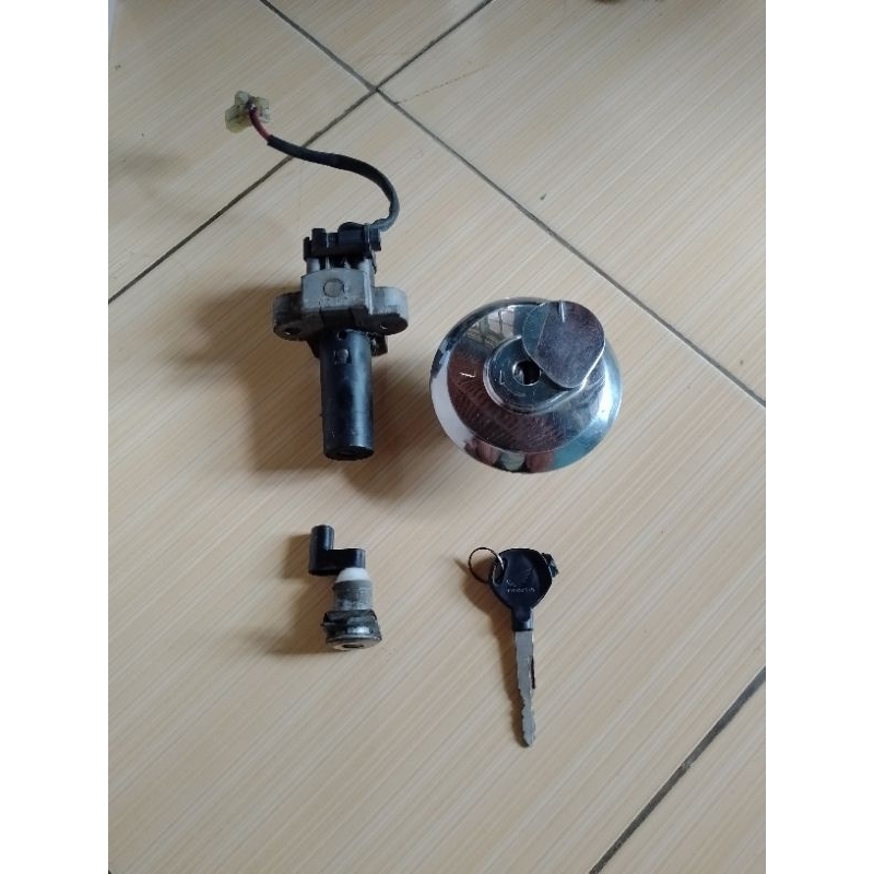 kunci tutup tangki ori cb150r old