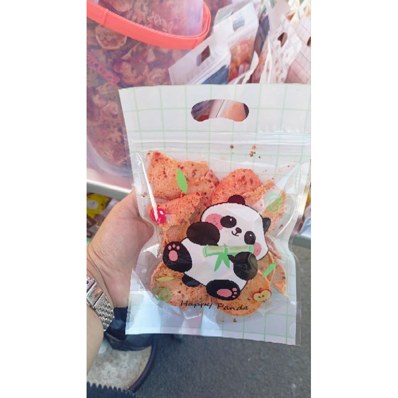 

CEMILAN PEDAS TERLARIS/ SNACK KILOAN/ BASRENG PEDAS DAUN JERUK 250GRAM