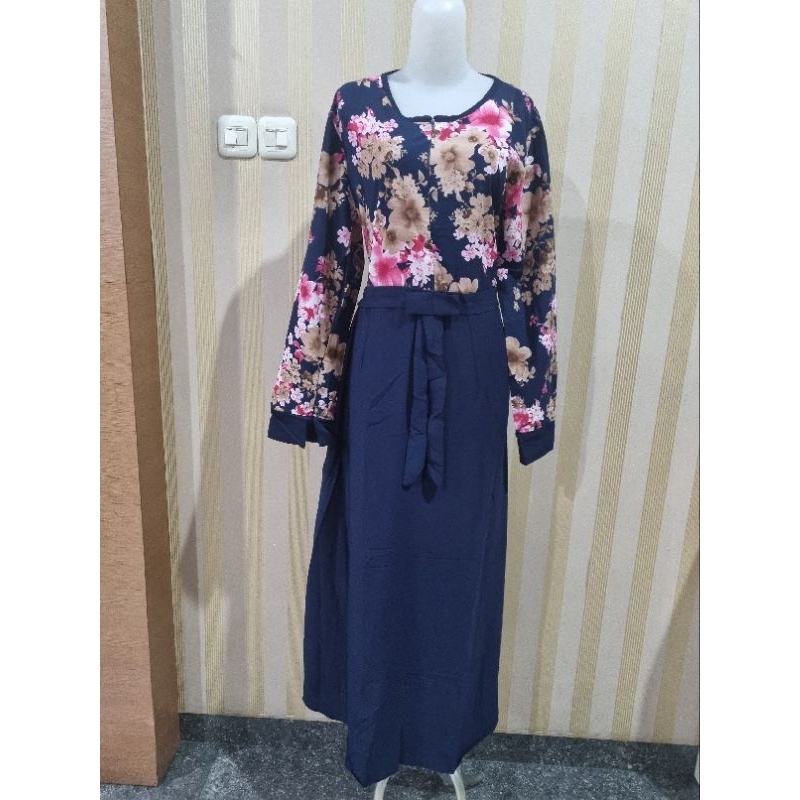 Gamis Bunga Besar Pinggang Karet