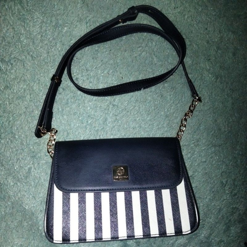 Les Catino sling bag