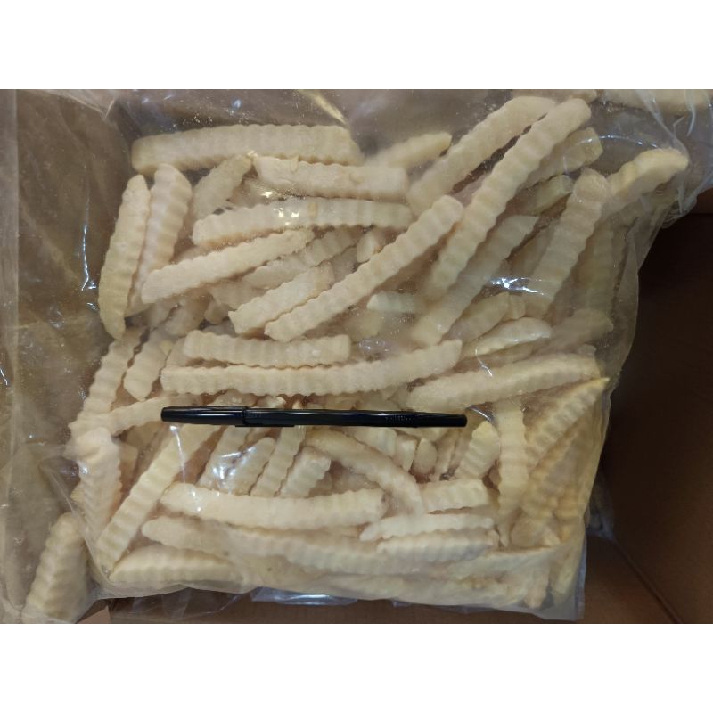 

FROZEN FRENCH FRIES CRINKLE CUT