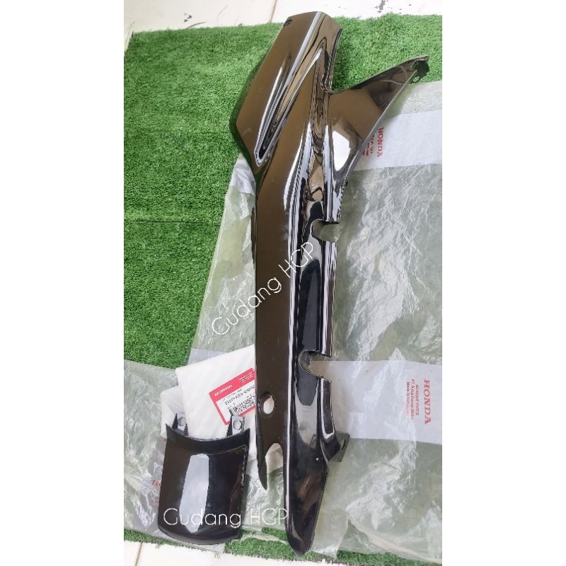 Cover L Body & Cover Tail Black Cover Body Kiri Minus 1 Retak Rambut  Seperti Photo & Cover Tail Sup