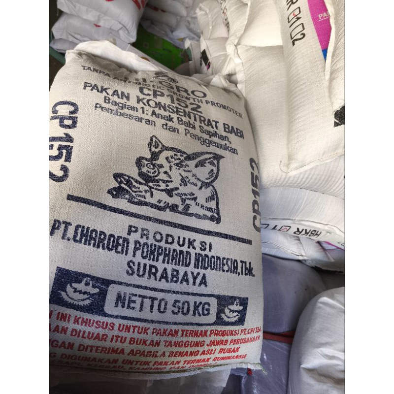KONSENTRAT CP152 KONSENTRAT PENGGEMUK PEMBESARAN ANAK BABI SAPIHAN PAKAN HEWAN TERNAK 500 GRAM