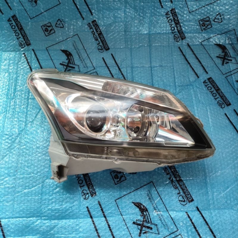 Headlamp lampu depan Mobil Isuzu dmax d max 2012 2013 2014 Original Kanan