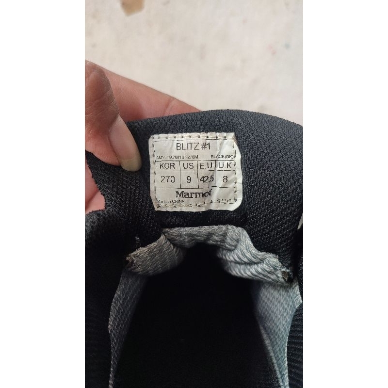 sepatu hiiking treking marmot