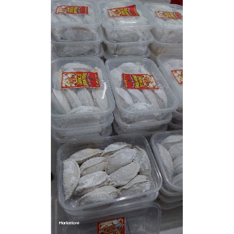 

Cireng isi ayam suwir mercon