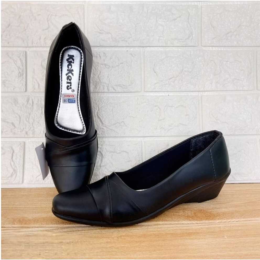 Sepatu Pantofel Wanita Kantoran Size 37-40 Hitam